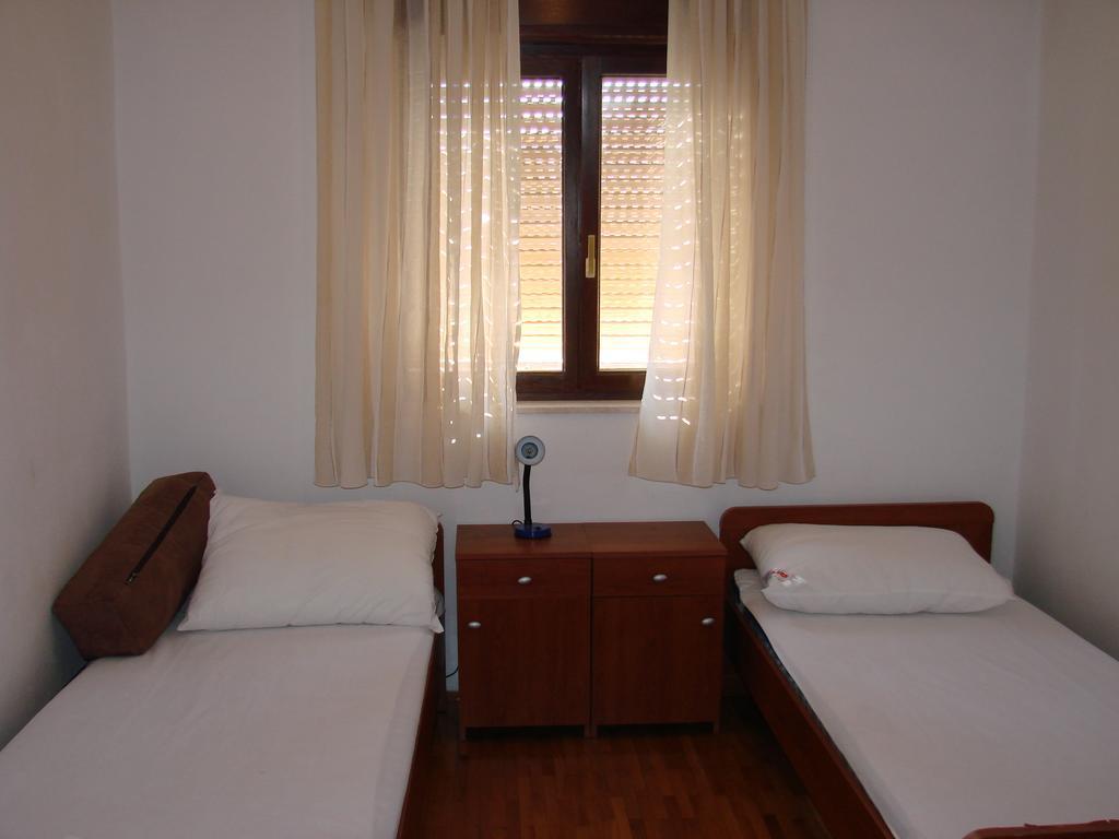 Apartment Matija Trogir Habitación foto